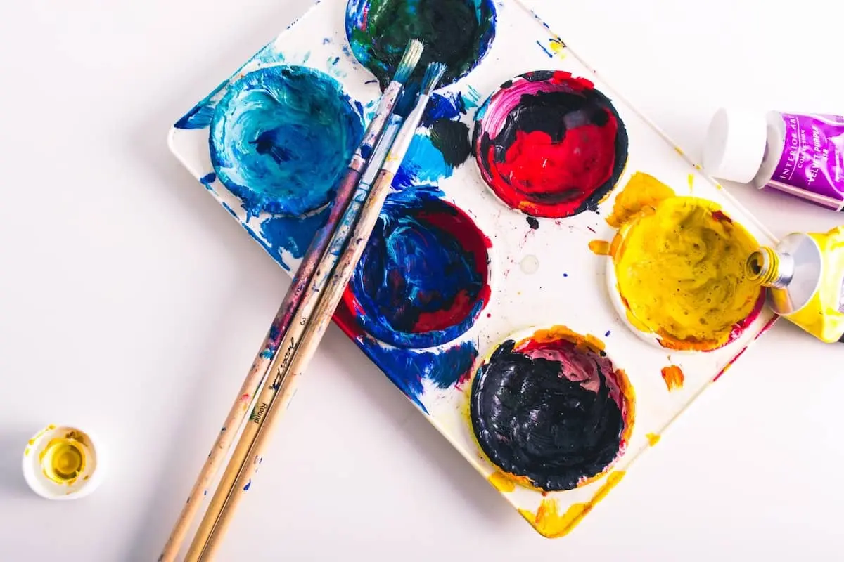 Photo by Steve Johnson on Unsplash.com)